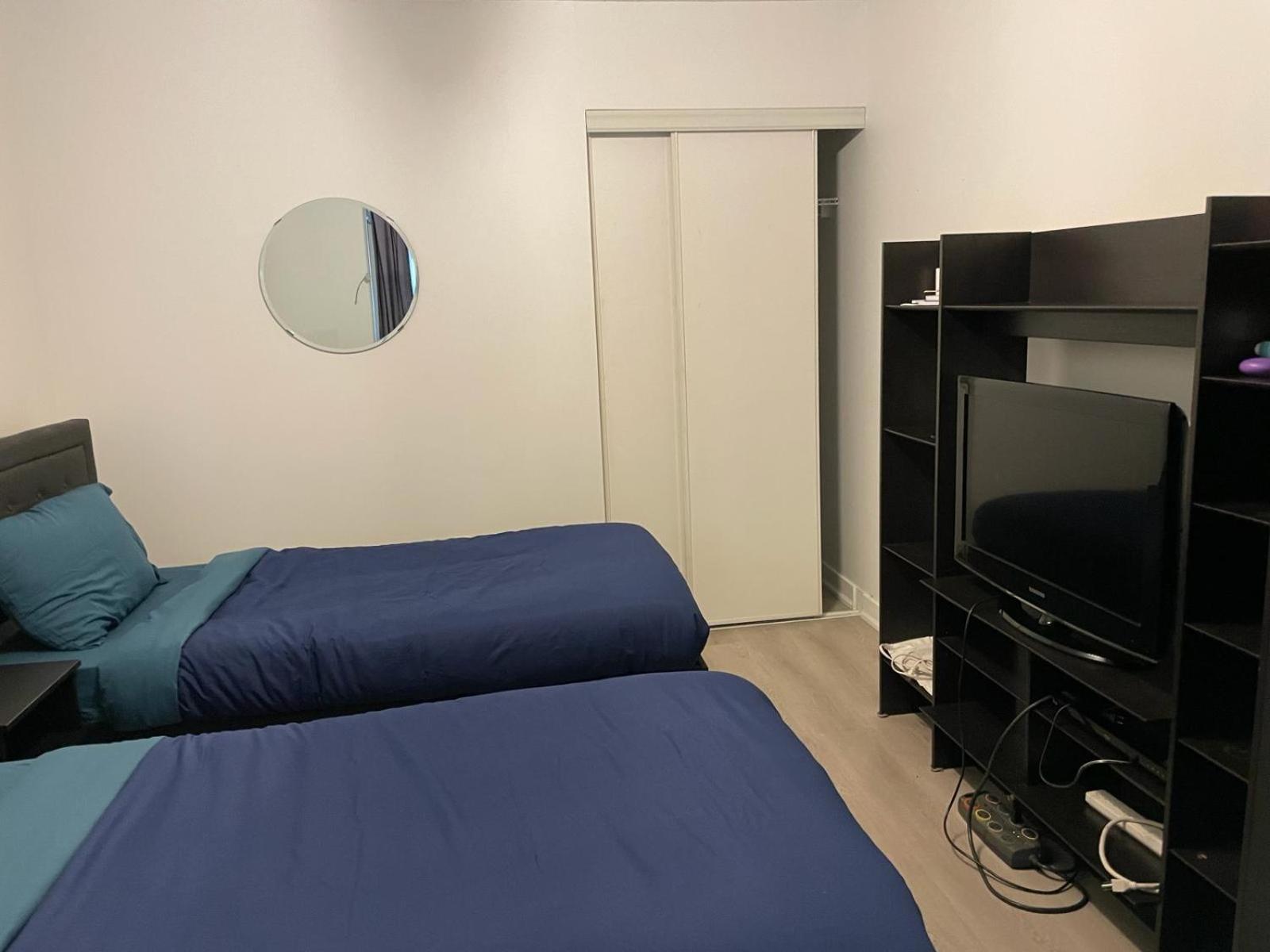 3Bdrm Lake View Condo In Toronto Exterior photo